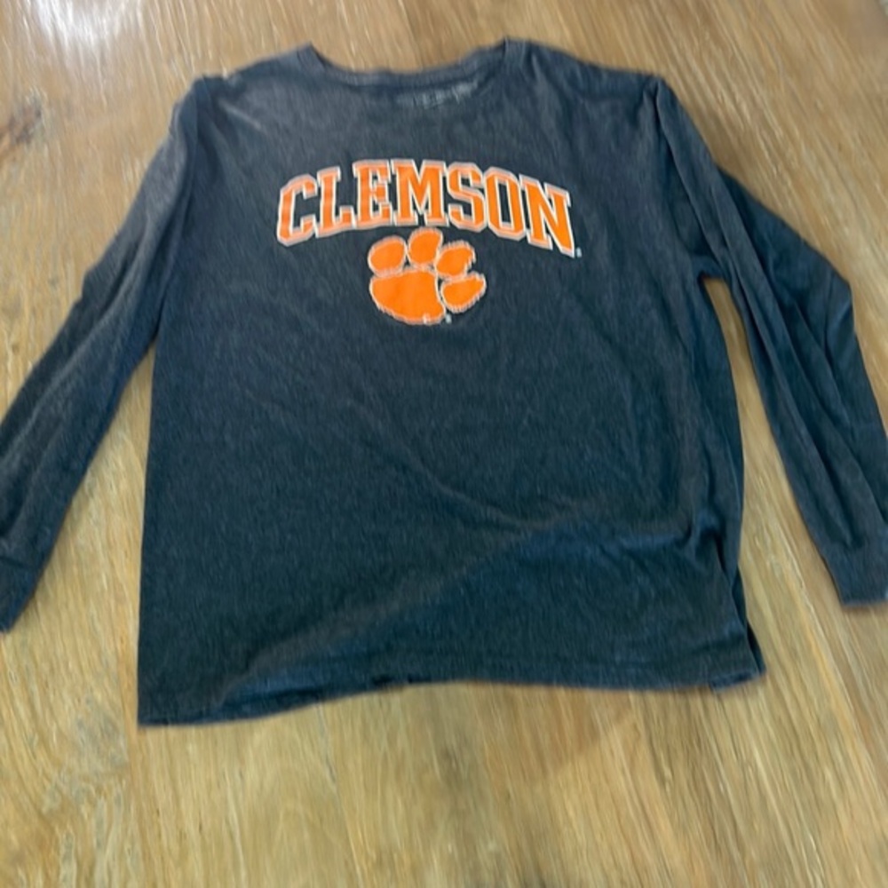The Clemson Tigers Long Sleeve Shirt Charcoal Grey Large NCAA Graphic Tee